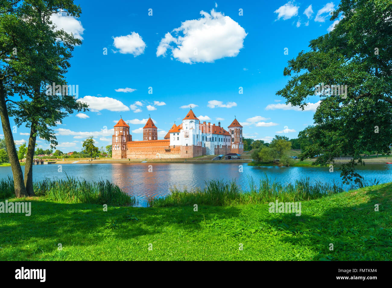 Il Castello di Mir - fortificazione e residenza nel villaggio urbano mondo Korelichi distretto della regione di Grodno. Architettura, decl Foto Stock