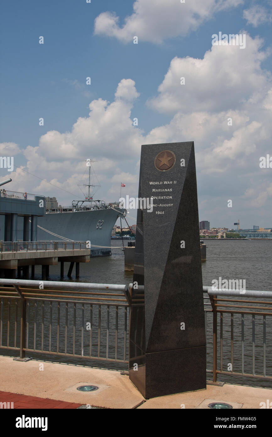 La corazzata del New Jersey, a costruire nel 1942 e colpite in 1999. Questa immagine mostra la Mariana il monumento, WW II Foto Stock
