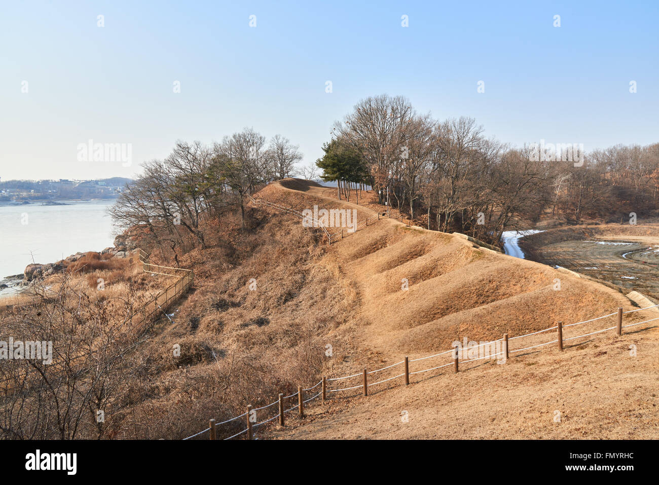 Deokpojin, che era un accampamento militare per Sondolmok di Joseon. Ci sono casemates contro la marina francese e U.S NAVY circa 150 sì Foto Stock