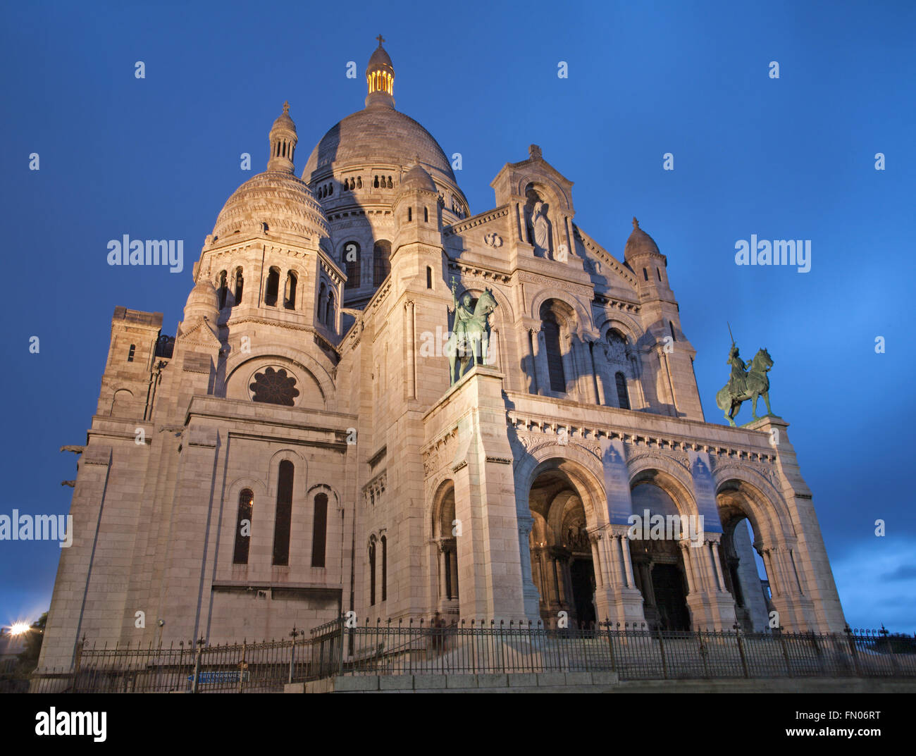 Parigi - Sacré-Coeur in sera Foto Stock