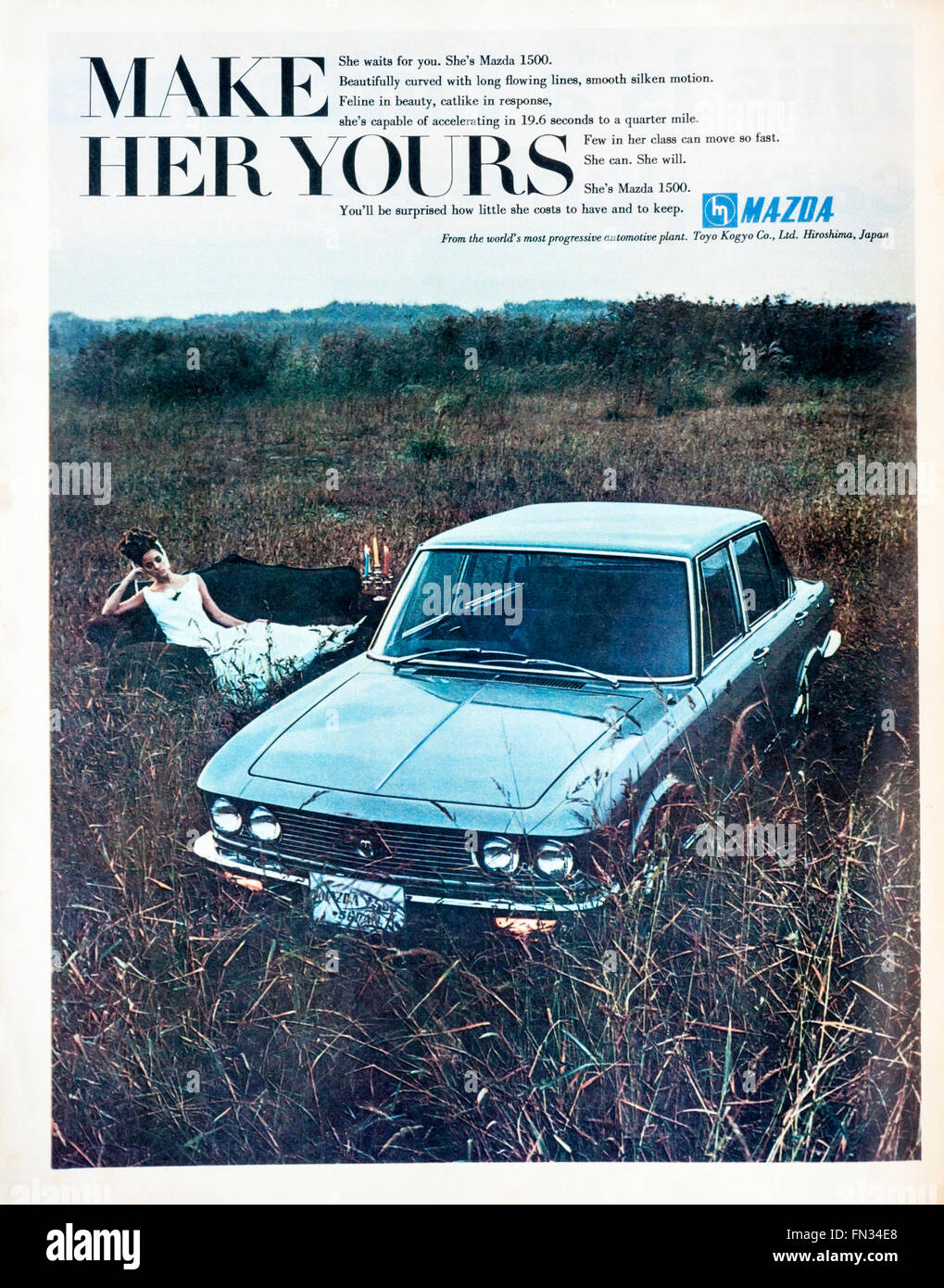 Anni sessanta annuncio rivista Pubblicità Mazda 1500 auto. Foto Stock