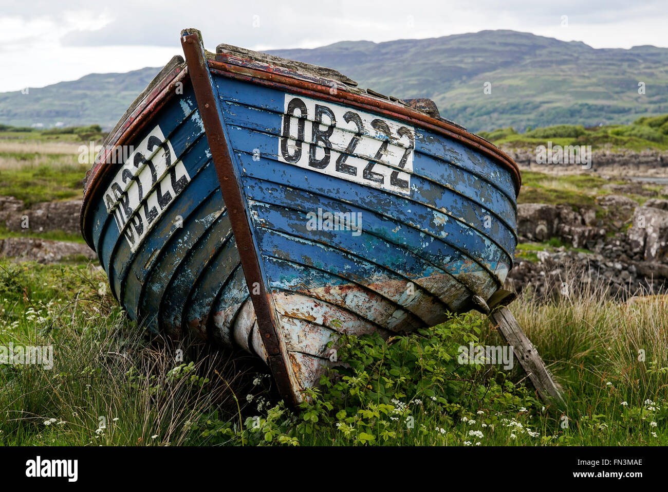 Vecchia barca da pesca sulla isola di Ulva, Ebridi Interne, Scotland, Regno Unito Foto Stock