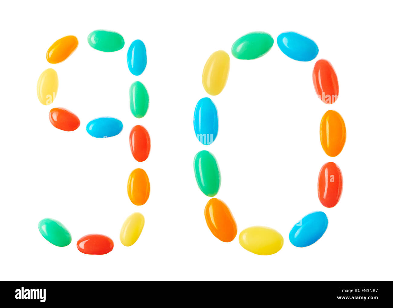 Numero 90 fatta di caramelle multicolore isolati su sfondo bianco Foto Stock
