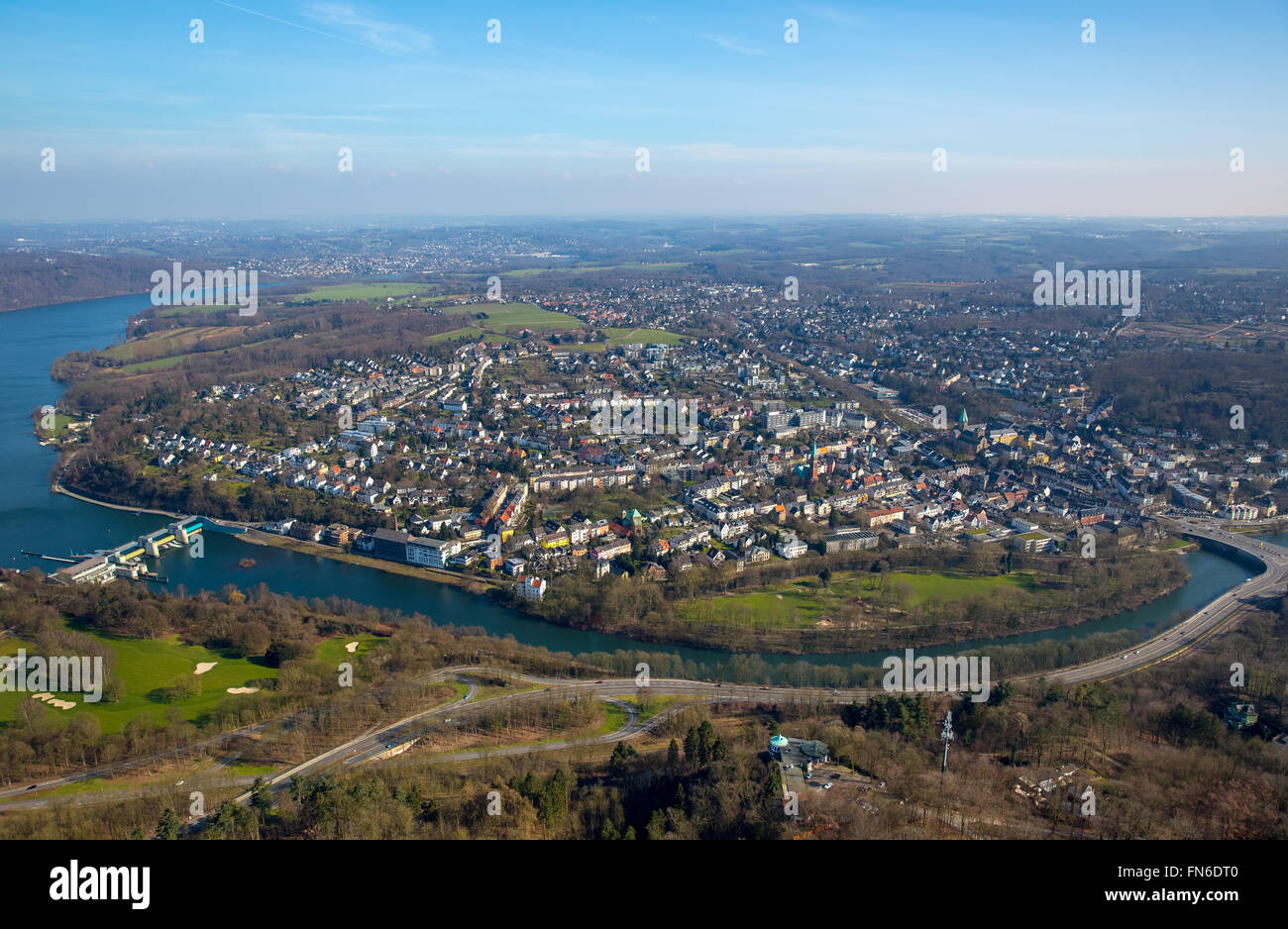 Vista aerea, Essen-Werden con Brehminsel, Ruhr, Valle della Ruhr, Ruhrtalbrücke, Essen, Ruhr, Renania settentrionale-Vestfalia, Germania, Foto Stock