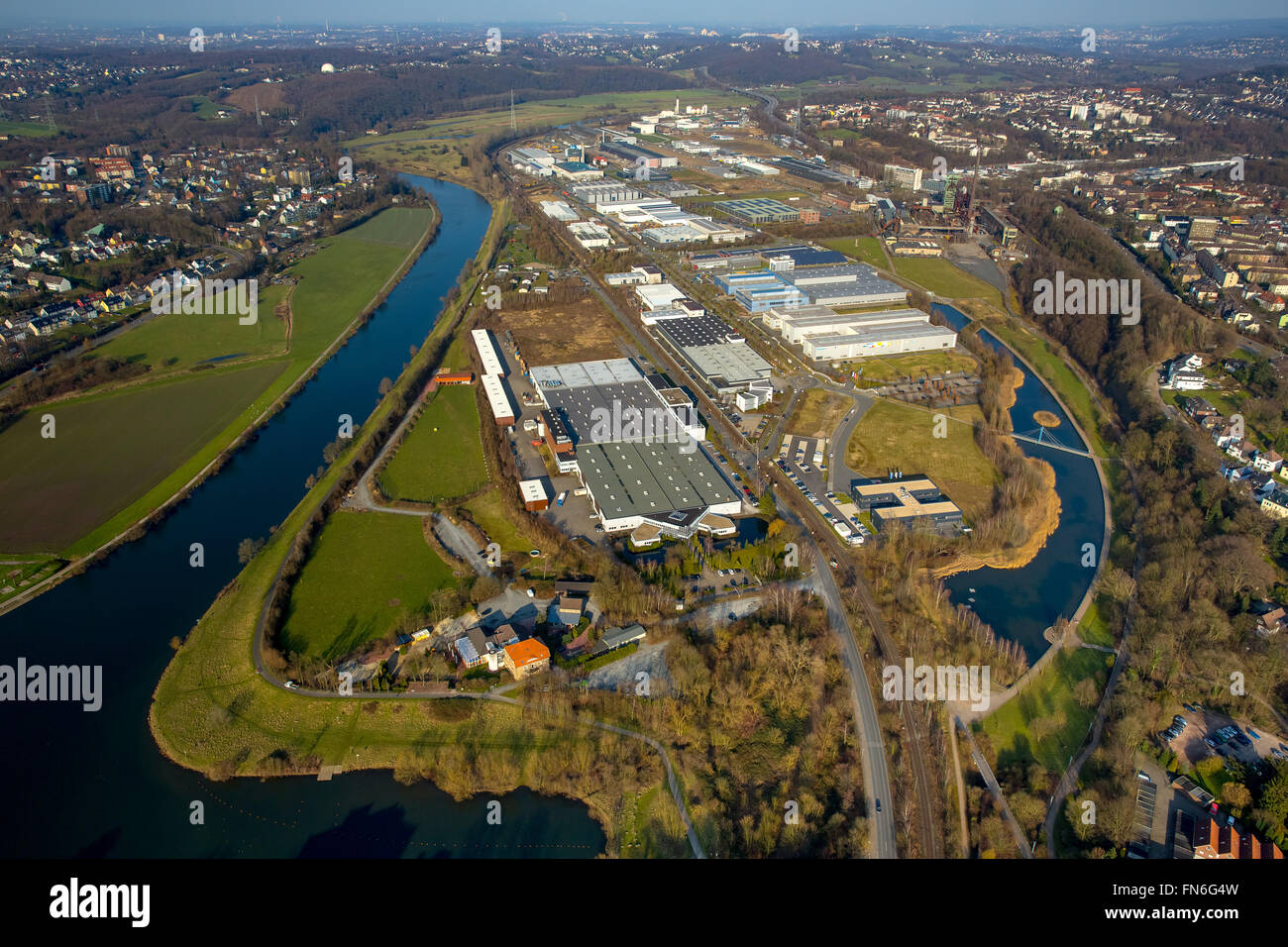 Vista aerea, area commerciale Henrich Park, Valle della Ruhr, loop della Ruhr ex acciaierie, ex sito dell'Hattinger Henrichshütte, Foto Stock
