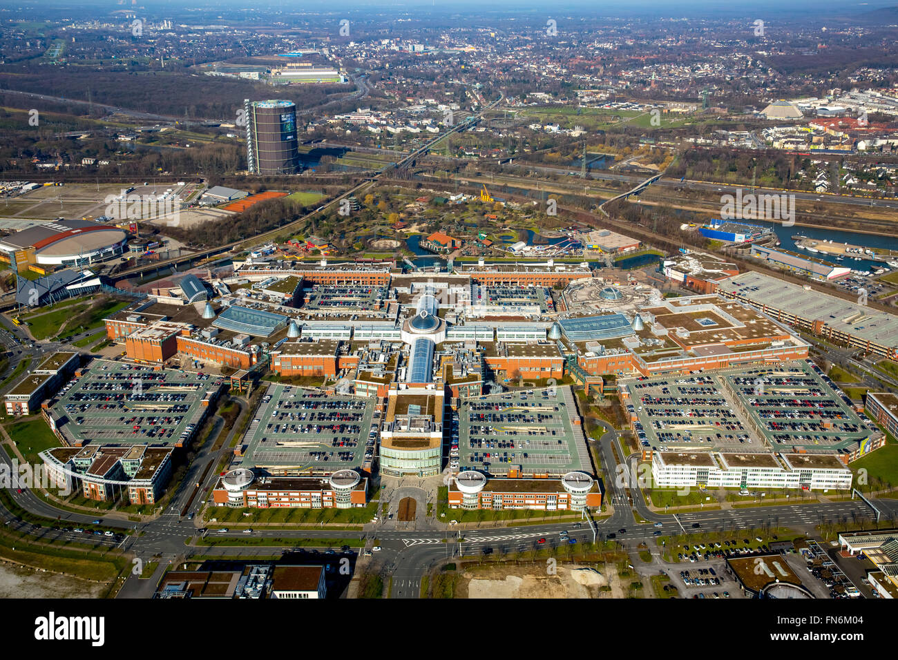 Vista aerea, Centro Oberhausen, shopping centre, uno dei più grandi centri shopping in Europa, shopping mall, Oberhausen, Foto Stock
