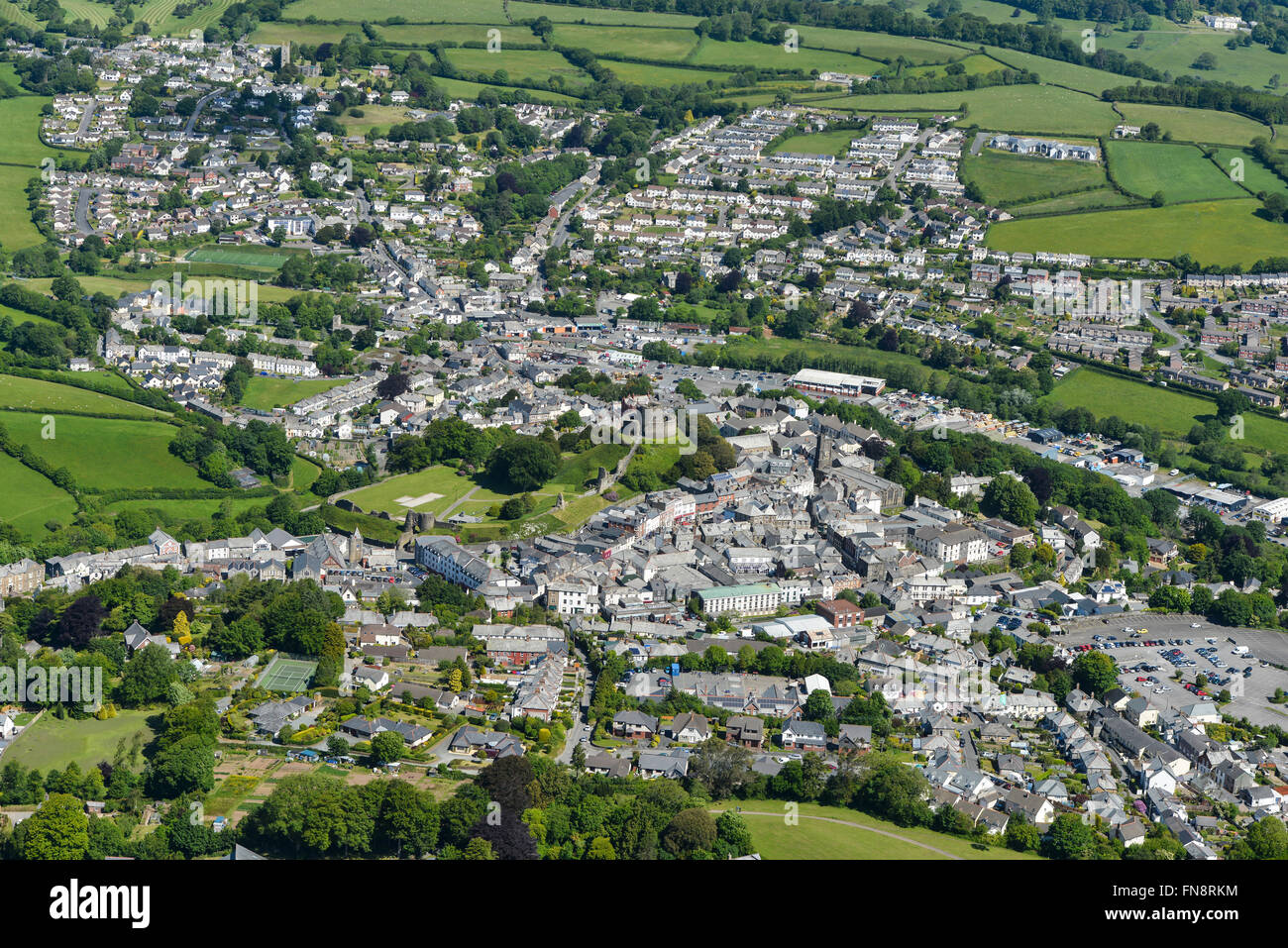 Una veduta aerea della città di Cornovaglia di Launceston Foto Stock