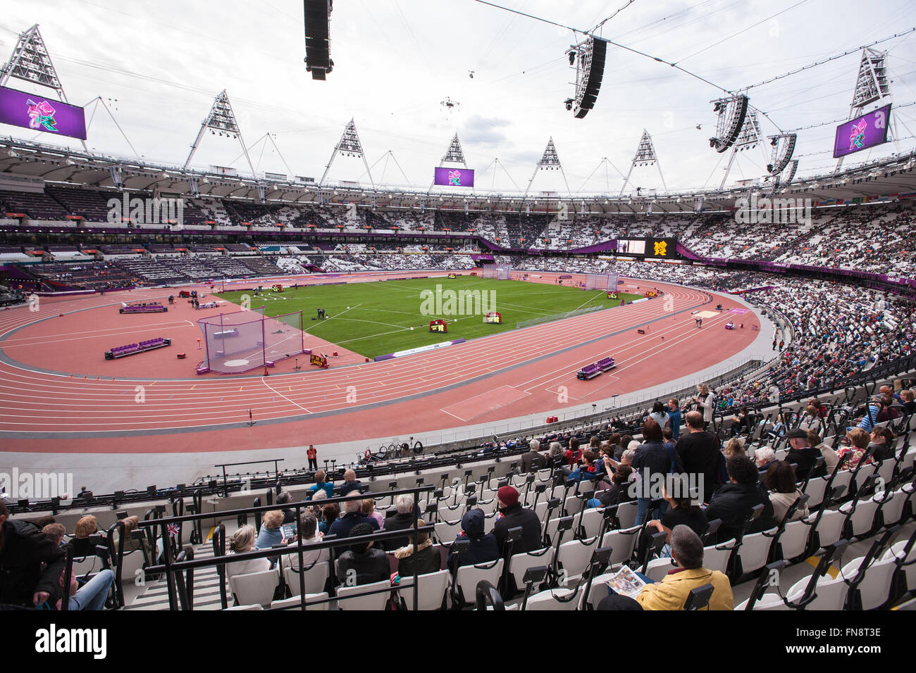 Meeting di atletica a stadium.Paralimpiadi,Londra,2012,l'Inghilterra,UK, Europa. Foto Stock