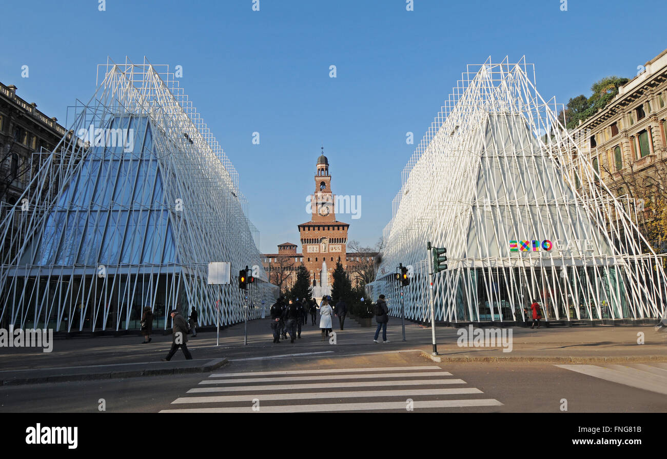 Europa , Italia , Lombardia , Milano , expo 2015 , expo gate , Piazza Castello Foto Stock