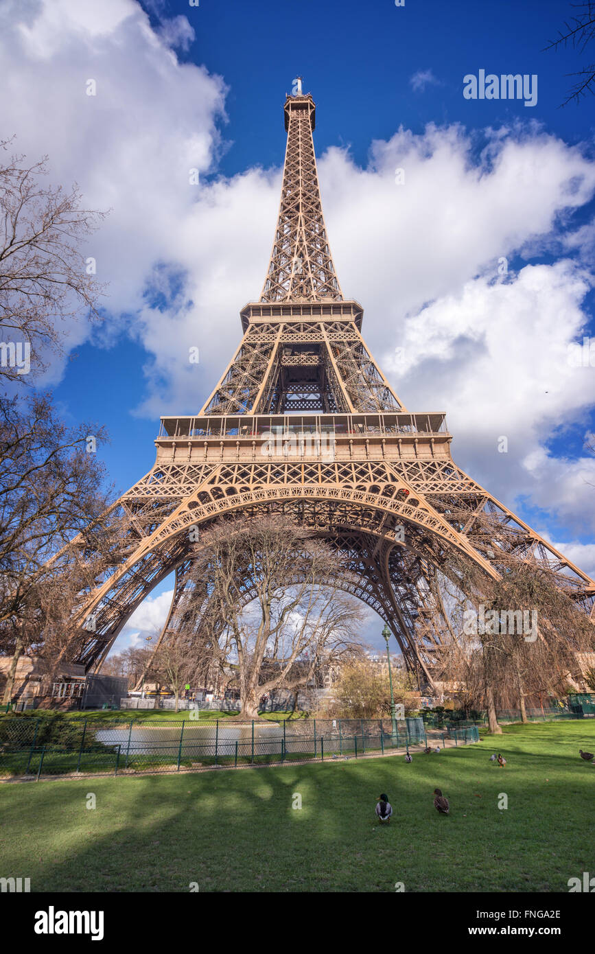 La torre Eiffel, Parigi Francia Foto Stock
