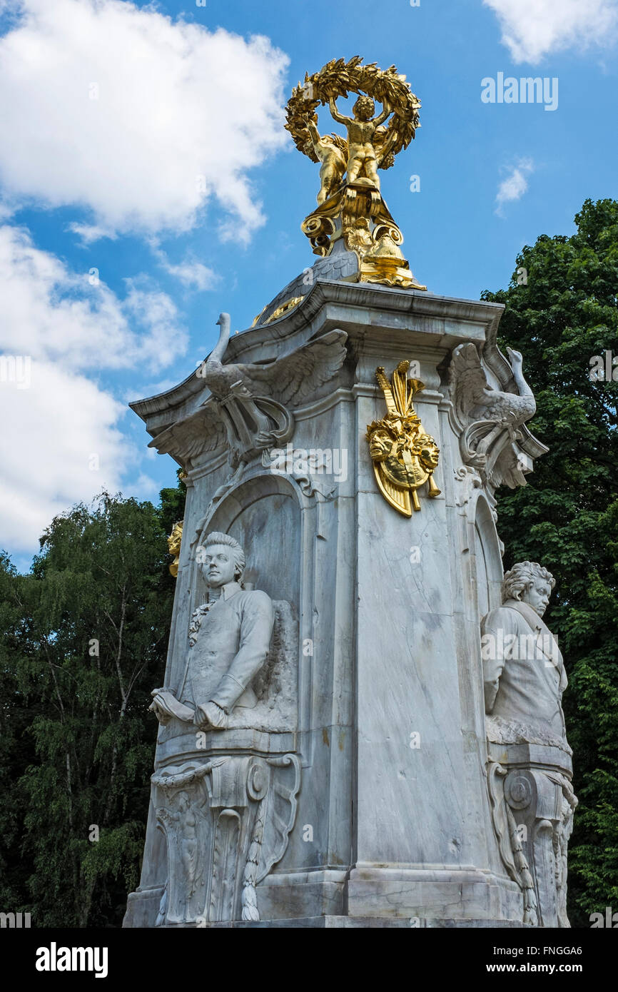 I musicisti "Beethoven Haydn Mozart' memorial dallo scultore Rudolf Siemering nel Tiergarten di Berlino Foto Stock