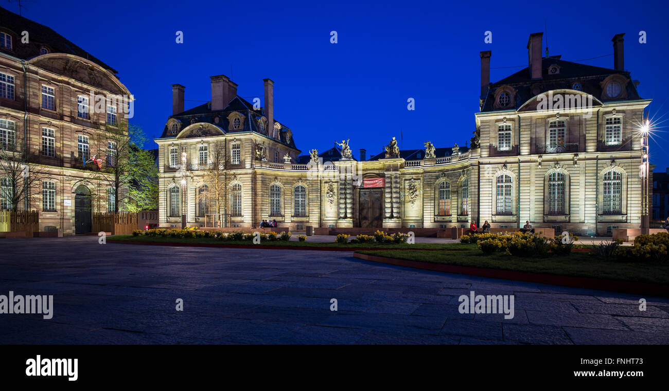 "Palais Rohan' Palazzo Rohan di notte, Strasburgo, Alsazia, Francia Foto Stock