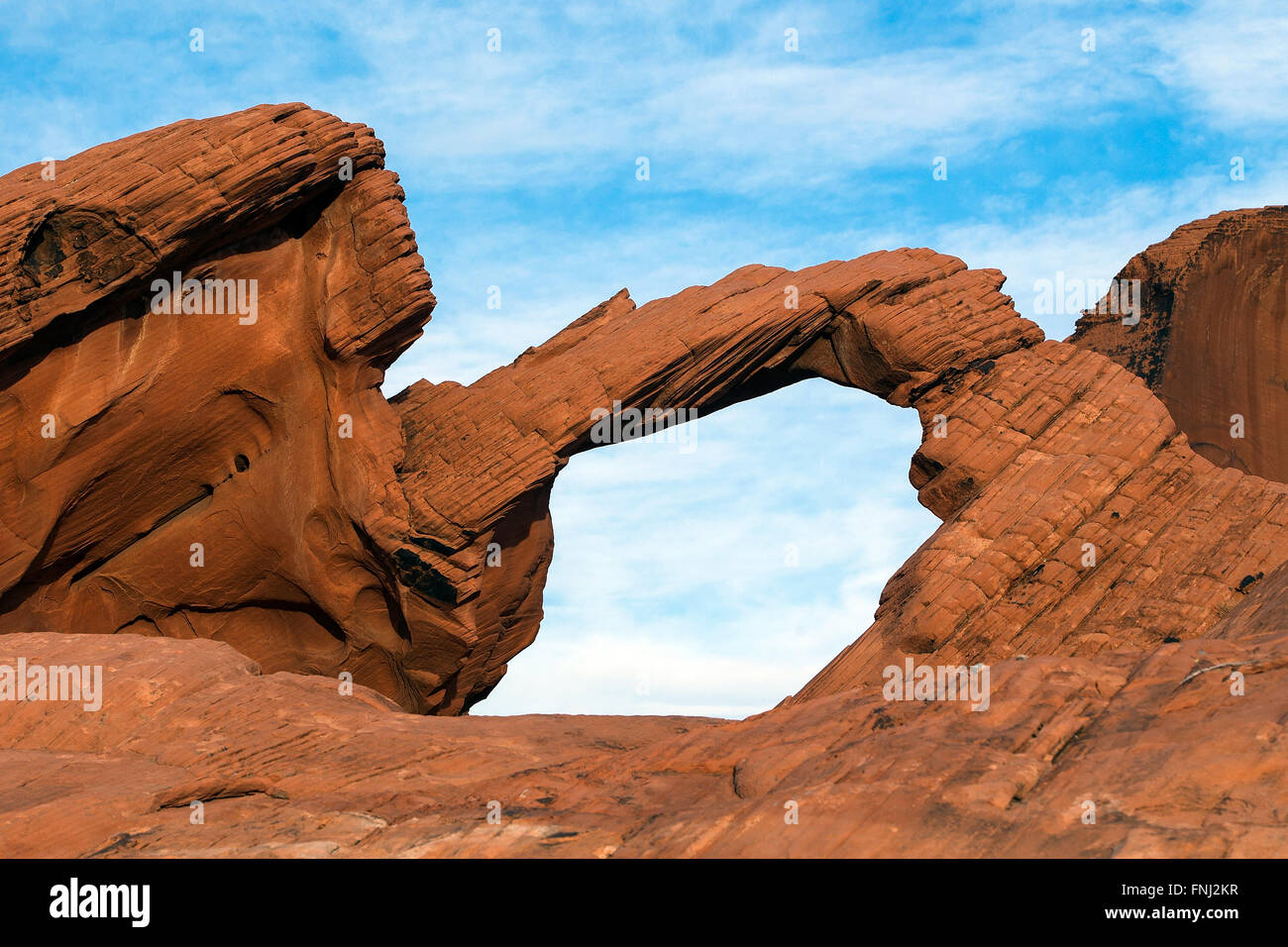 Arch Rock, la Valle del Fuoco del parco statale, Nevada, Stati Uniti d'America Foto Stock