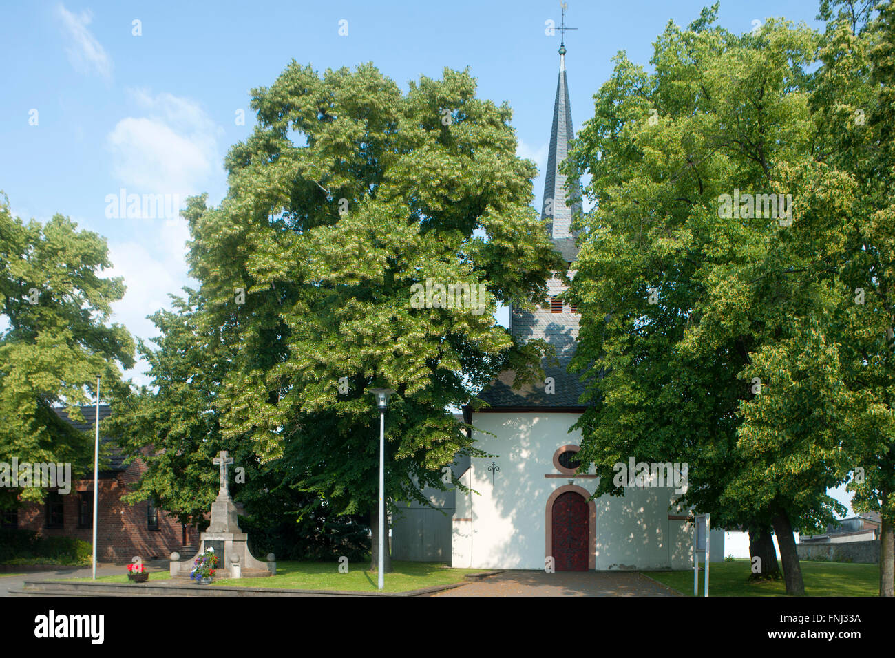 Deutschland, Renania settentrionale-Vestfalia, Rhein-Sieg-Kreis, Gemeinde Swisttal, Ludendorf, San Petrus und Paulus Foto Stock