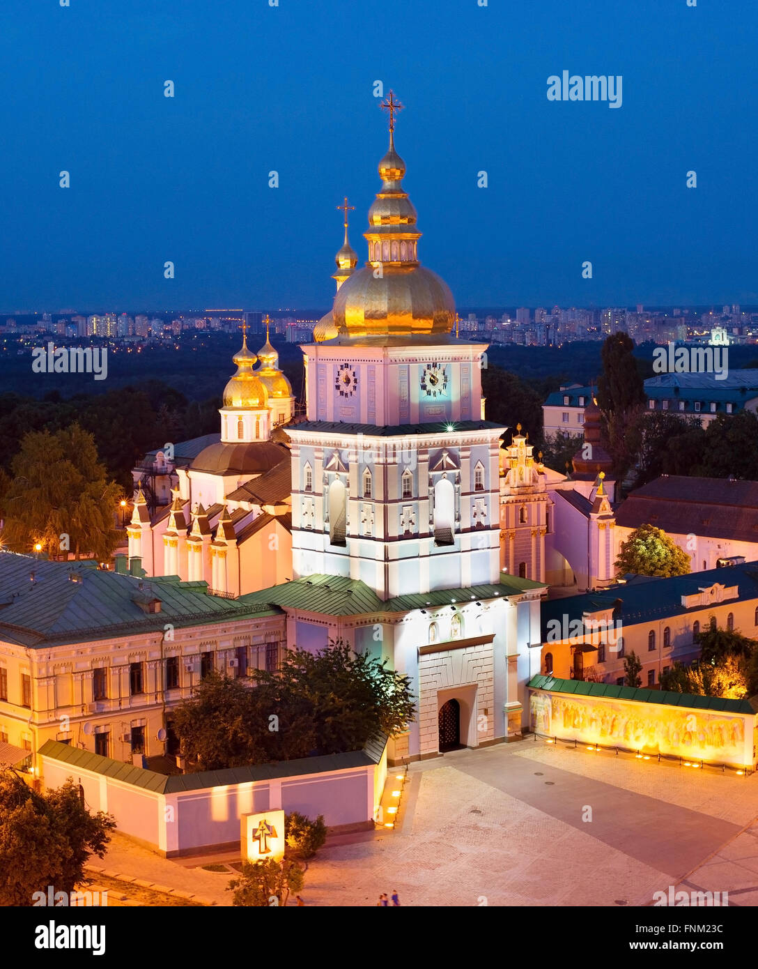 La parrocchia di san Michele Golden-Domed monastero - famosa destinazione a Kiev, Ucraina Foto Stock