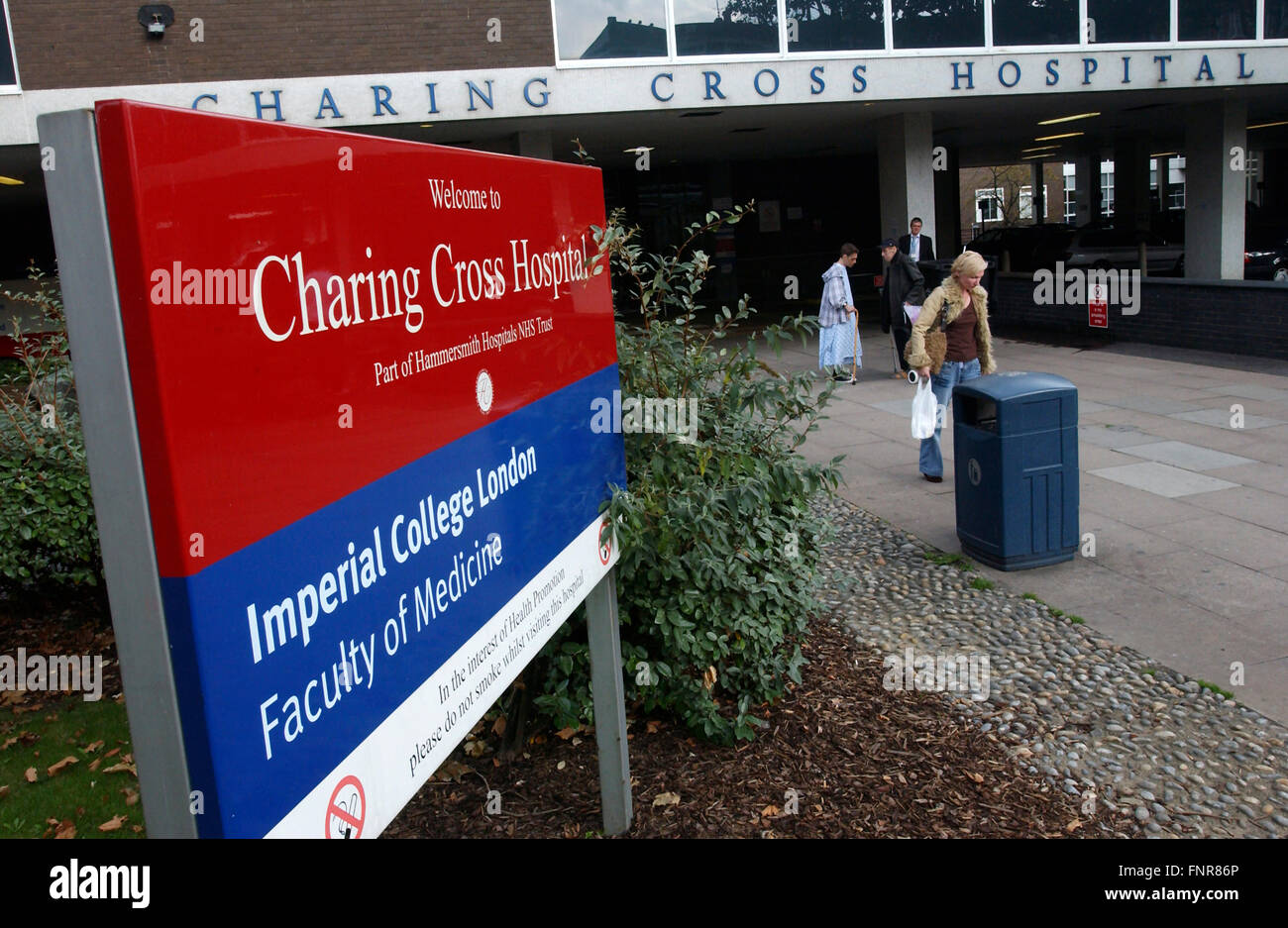 Il Charing Cross Hospital, Fulham Palace Road. Esso è stato istituito nel 1823 come il West London infermeria ed era originariamente situato Foto Stock