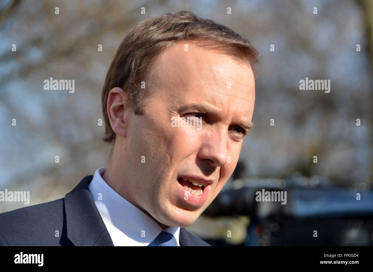 Londra, Regno Unito. 16 marzo, 2016. Matthew Hancock commenti su George Osborne bilancio. Credito: JOHNNY ARMSTEAD/Alamy Live News Foto Stock