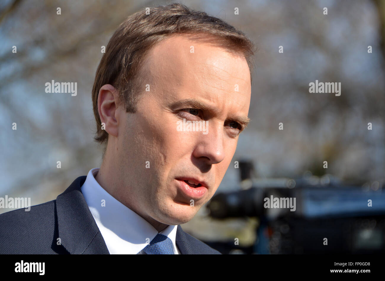 Londra, Regno Unito. 16 marzo, 2016. Matthew Hancock commenti su George Osborne bilancio. Credito: JOHNNY ARMSTEAD/Alamy Live News Foto Stock