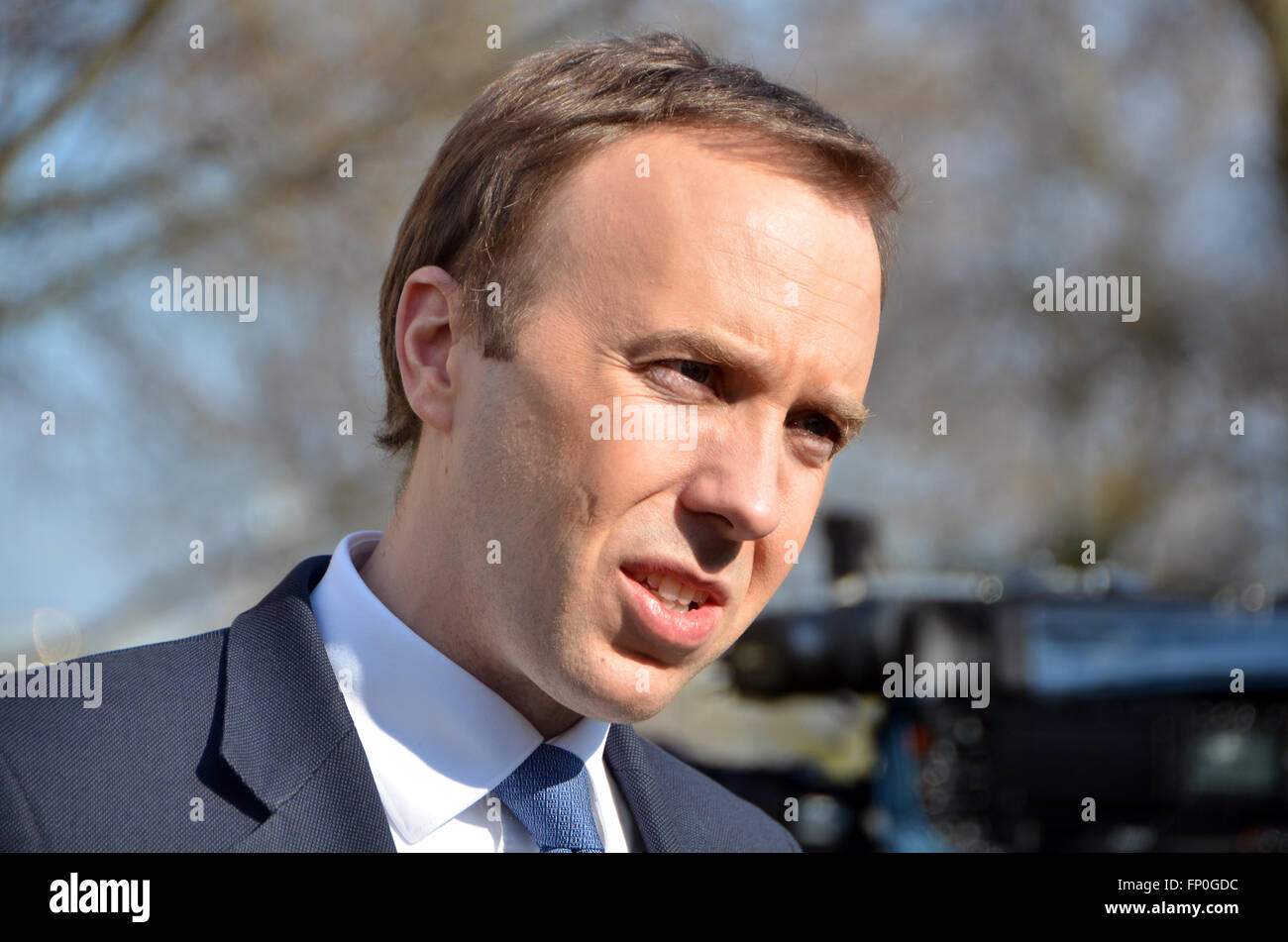 Londra, Regno Unito. 16 marzo, 2016. Matthew Hancock commenti su George Osborne bilancio. Credito: JOHNNY ARMSTEAD/Alamy Live News Foto Stock