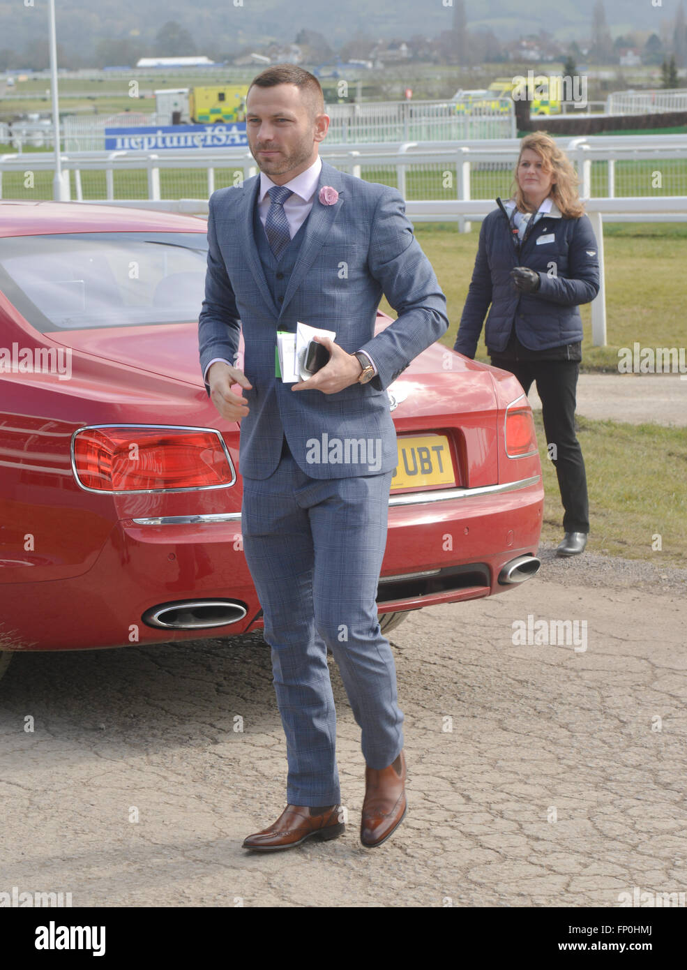 Cheltenham, Gloucestershire, UK. 16 marzo, 2016. I membri di Stoke City FC arrivare al Festival, Signore giorno, Cheltenham Racecourse, Cheltenham, Gloucestershire.UK Credit: Jules annan/Alamy Live News Foto Stock