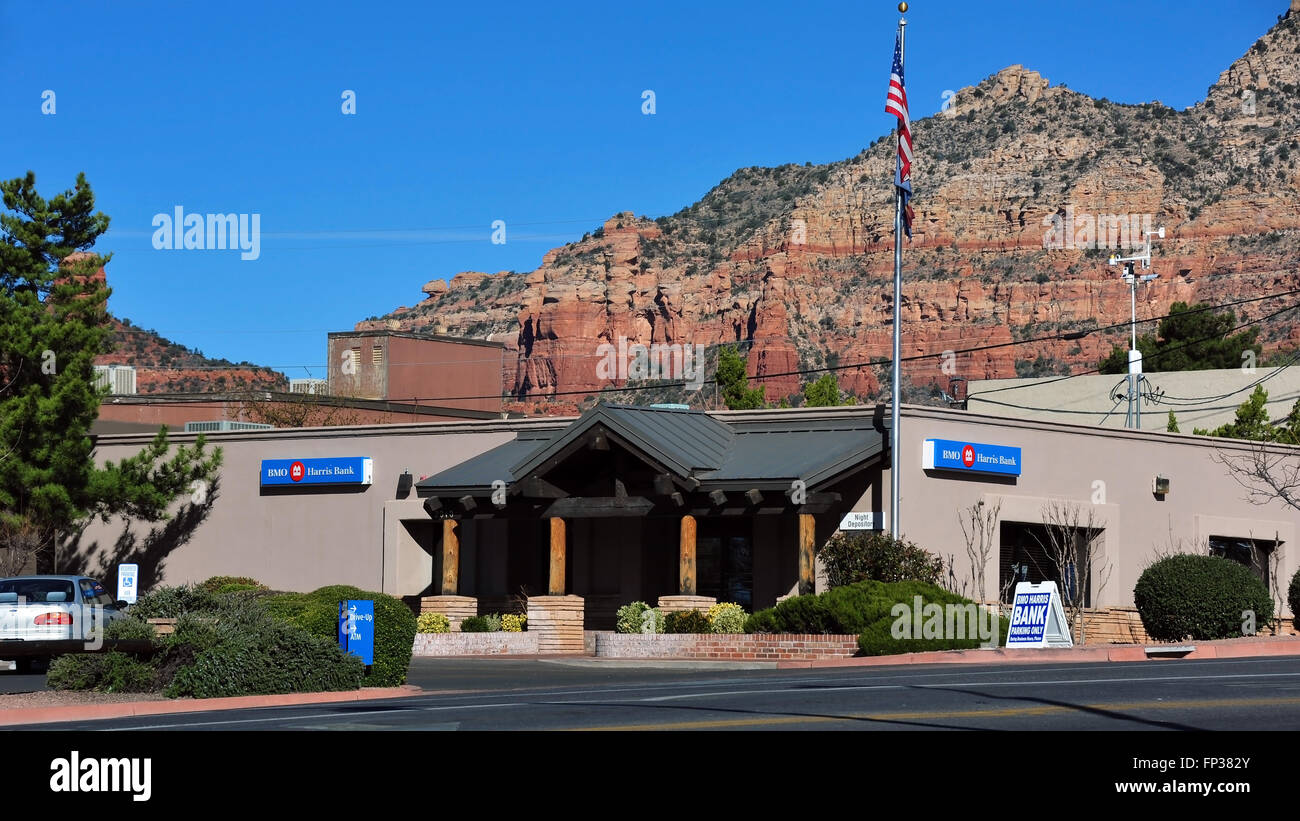 Sedona, AZ, Stati Uniti d'America - 24 Febbraio 2016: BMO Harris Bank, W Statale Route 89a, è la consociata statunitense della Banca Canadese di Montreal Foto Stock