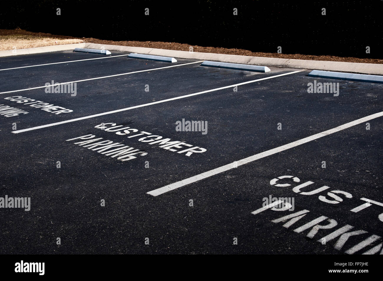 Svuotare il cliente area parcheggio con spazio di copia Foto Stock