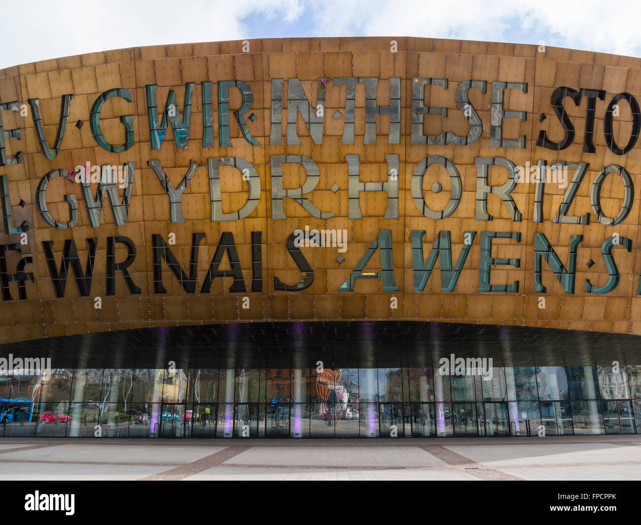 Wales Millennium Centre Cardiff Bay, Cardiff, South Glamorgan, Wales, Regno Unito, Europa Foto Stock