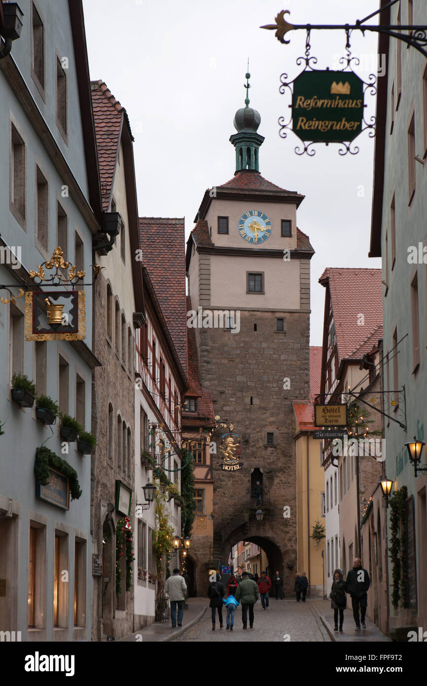 Northern Galgen gate o gate di forca a Rothenburg ob der Tauber, Media Franconia, Baviera, Germania. Foto Stock