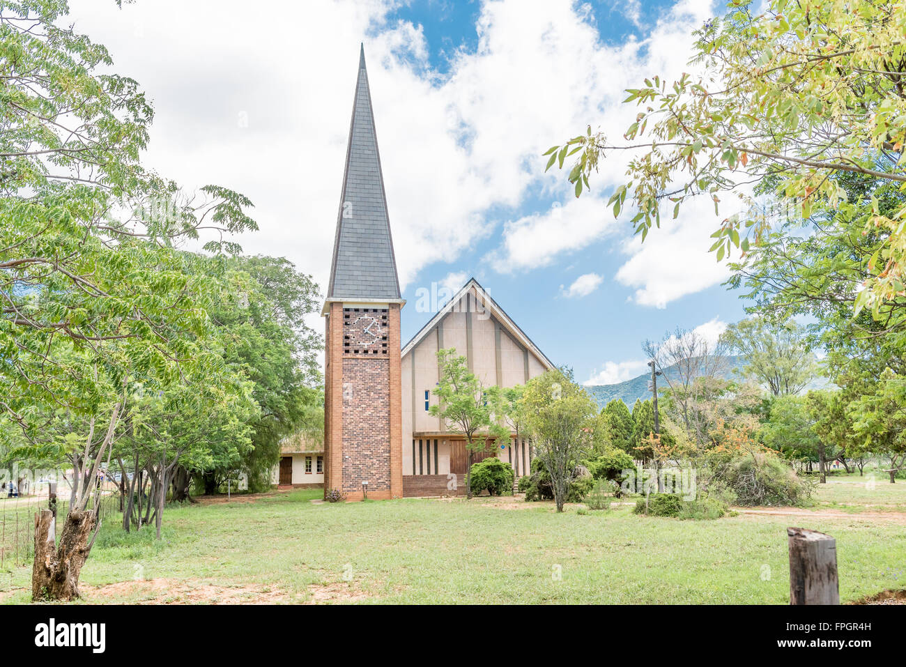 COOKHOUSE, SUD AFRICA - 19 febbraio 2016: la chiesa olandese riformata in Cookhouse, una piccola città nella provincia del Capo orientale Foto Stock