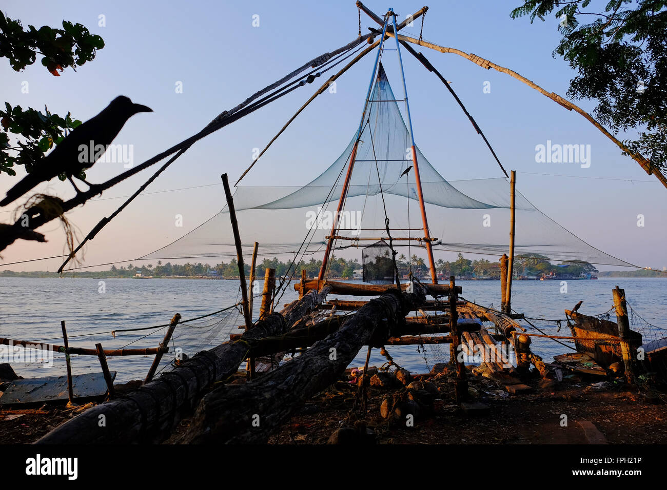 I cinesi le reti da pesca a Kochi (Cochin) , Kerala, India Foto Stock