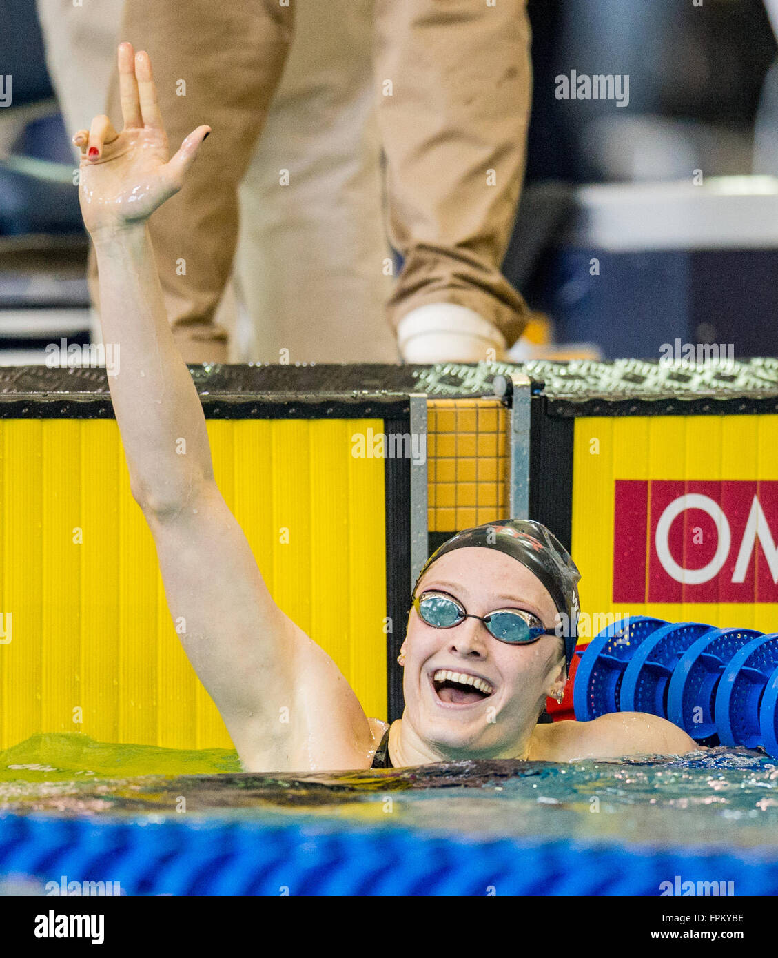 Louisville nuotatore Kelsi Worrell durante il NCAA donna Nuoto e Immersioni Subacquee campionato sabato 19 marzo, 2016 presso la Georgia Tech Campus Recreation Centre in Atlanta, GA. Giacobbe Kupferman/CSM Foto Stock