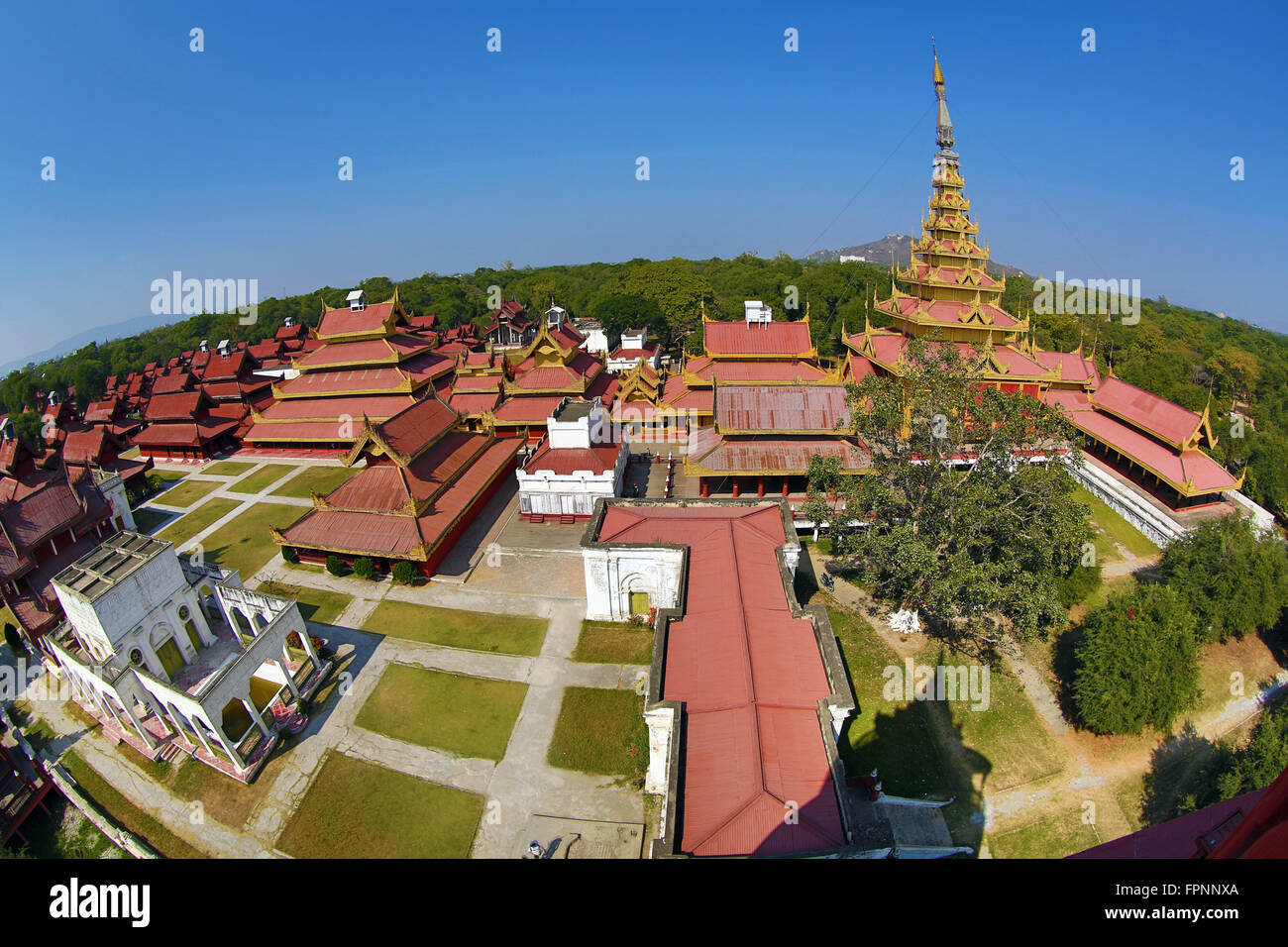 I sette livelli pyatthat, centro del cosmo e della Grande Udienza nella Royal Mandalay Palace, Mandalay Myanmar Foto Stock