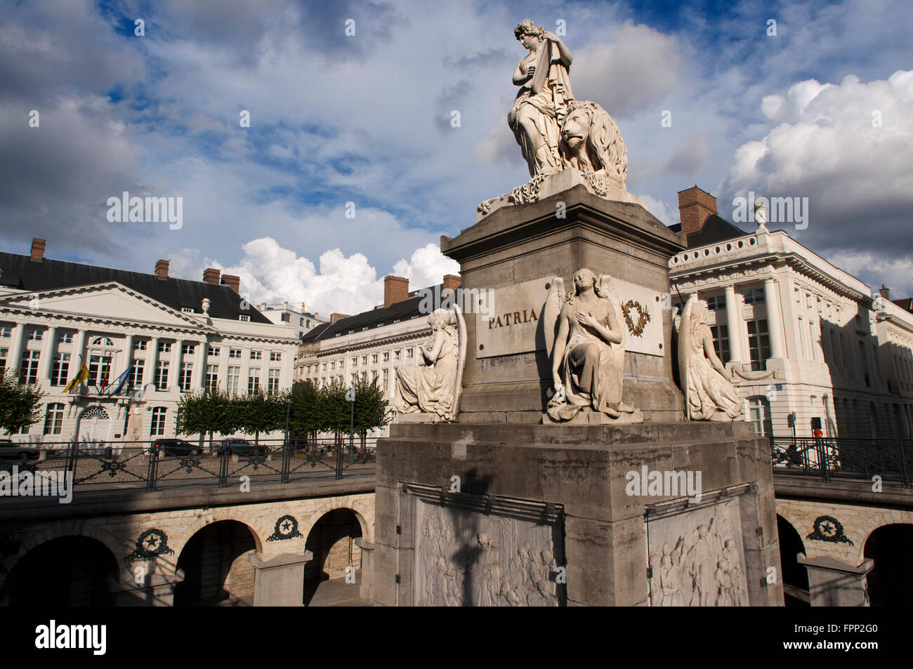La Place des Piazza Martiri, Bruxelles, Belgio. Simbolo della rivoluzione belga del 1830. La Piazza Martiri (Place des Martyrs Foto Stock