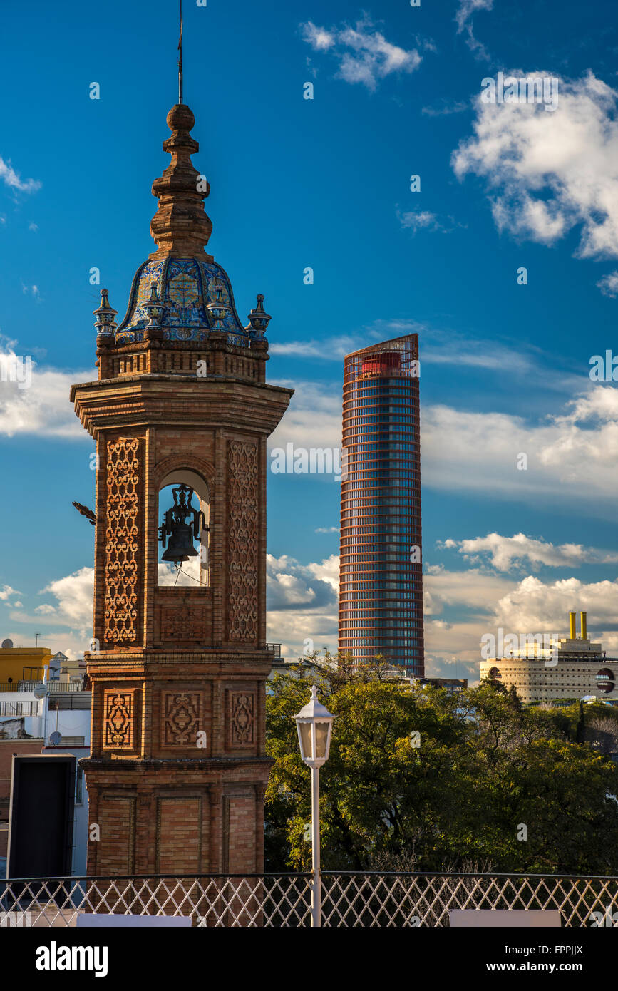 Sevilla Torre o Pelli Tower, Siviglia, in Andalusia, Spagna Foto Stock