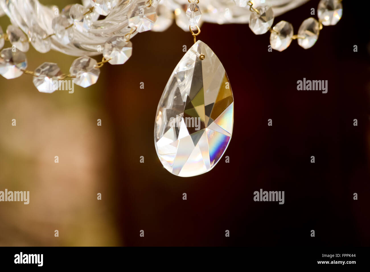 Lampadario di cristallo singolo dettaglio forma Foto Stock