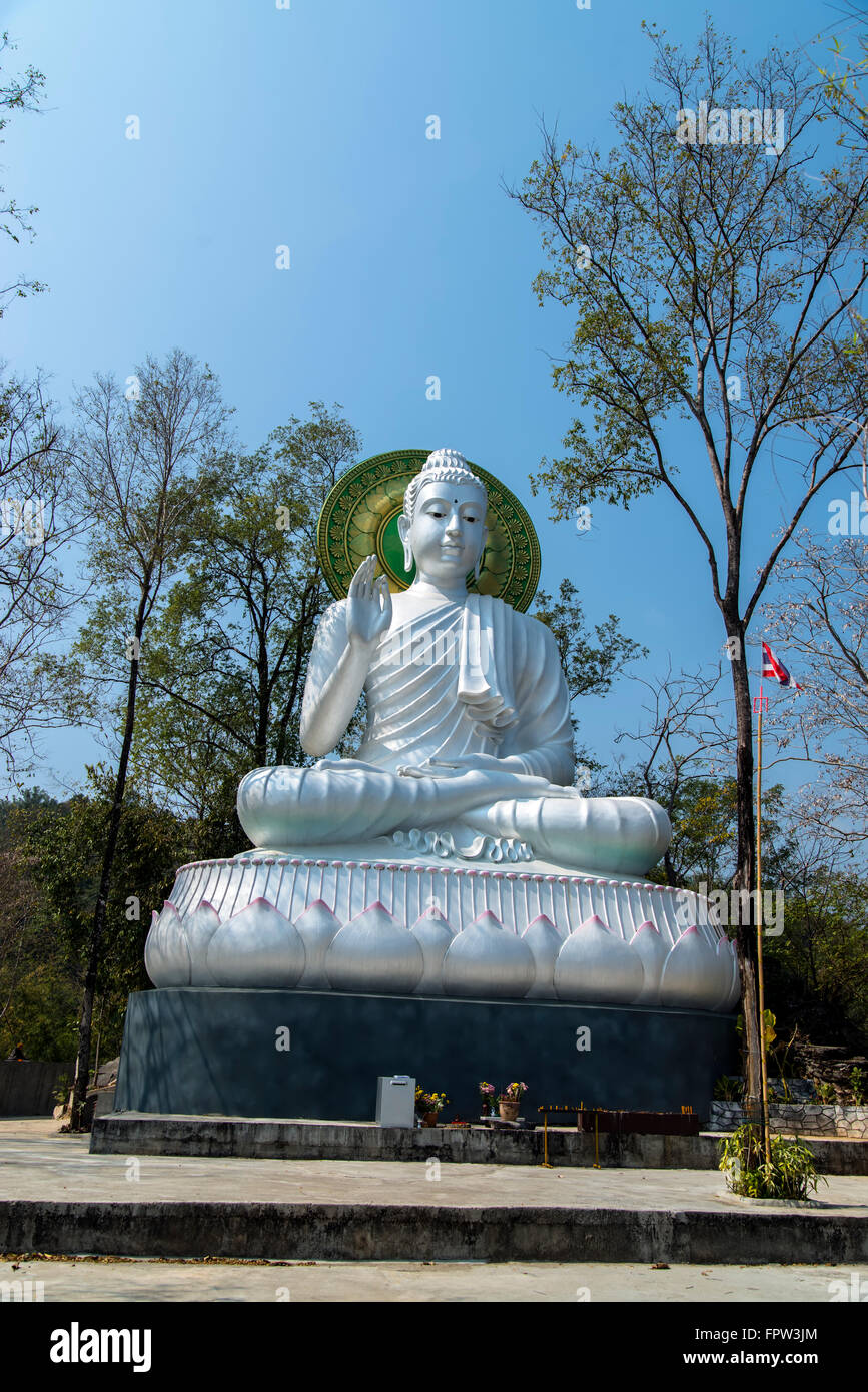 Wat Tham Pha Chom Foto Stock