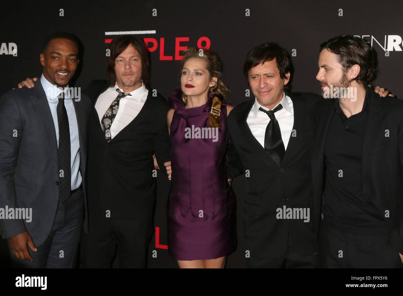 Premiere di strada aperta "Triple 9' al Regal Cinemas L.A. Live - Arrivi con: Anthony Mackie, Norman Reedus, Teresa Palmer, Clifton Collins Jr, Casey Affleck dove: Los Angeles, California, Stati Uniti quando: 16 Feb 2016 Foto Stock