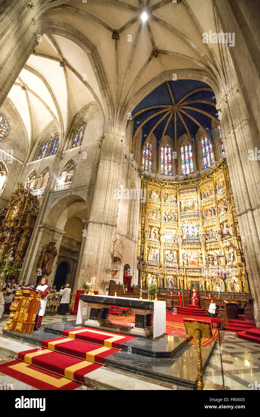 Oviedo, Spagna. Xx marzo, 2016. La Messa nella Cattedrale di Oviedo a Domenica delle Palme, che commemora Gesù" trionfale ingresso a Gerusalemme, il 20 marzo 2016 a Oviedo, Spagna. Credito: David Gato/Alamy Live News Foto Stock