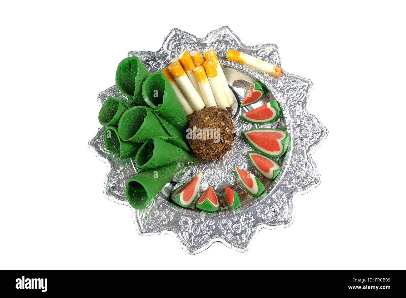 La scultura cibo nel vassoio per il sacrificio per il vagabondaggio spirito Foto Stock