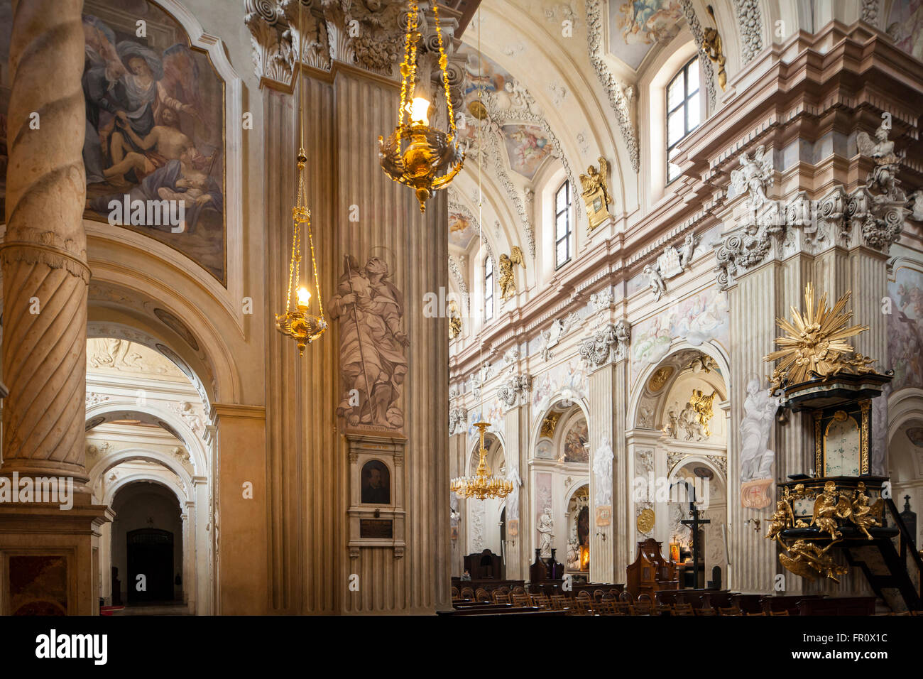 Interno barocco di San Anna Chiesa di Cracovia, in Polonia. Foto Stock