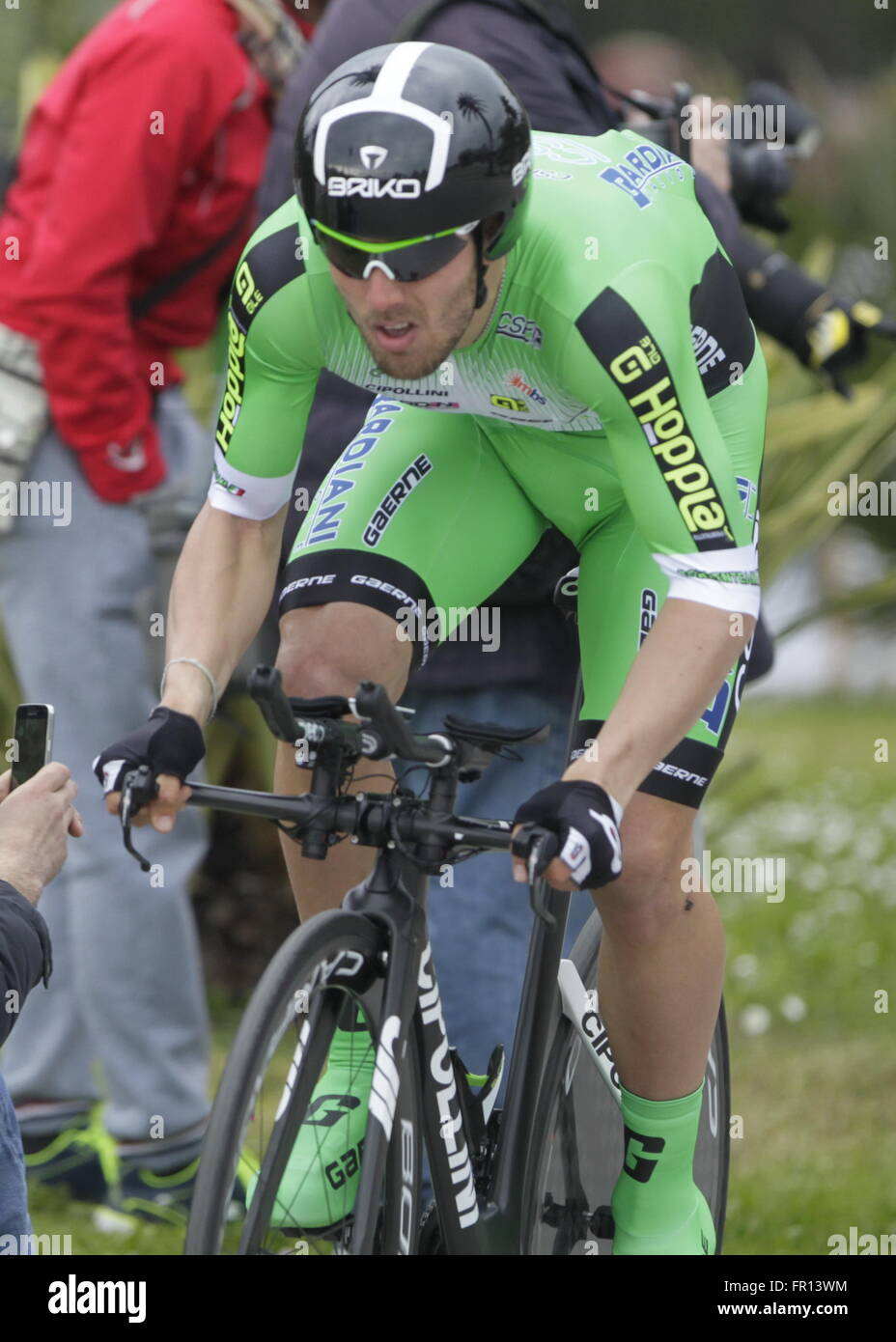 San Benedetto del Tronto, Italia, il 15 marzo 2016 Sonny Colbrelli quando CLM a San Benedetto del Tronto deTirreno - Adriatico Foto Stock