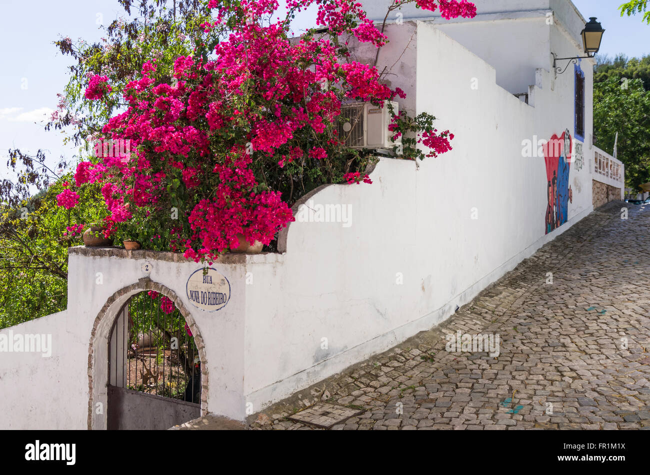 Alte City, Algarve, a sud del Portogallo, Europa, villaggio turistico Foto Stock