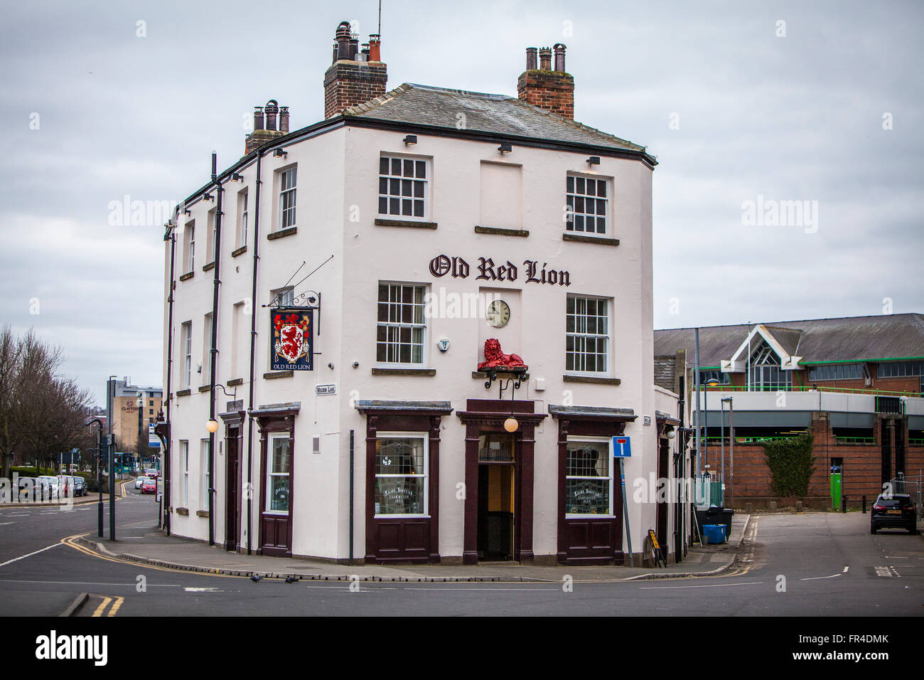Il vecchio Pub Red Lion a Leeds, West Yorkshire, Regno Unito Foto Stock