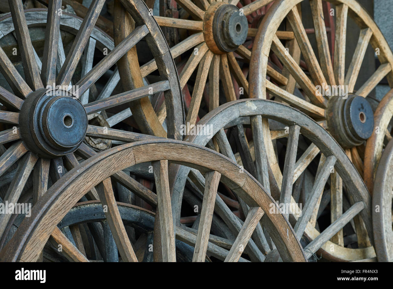Vecchie ruote di carri Foto Stock
