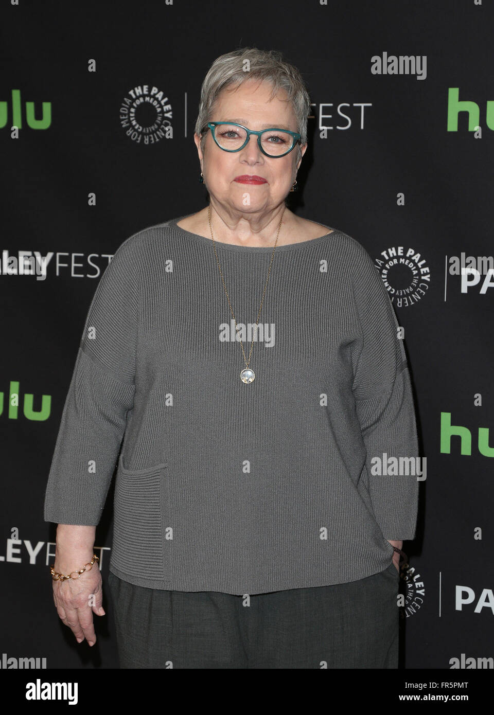 Hollywood, CA, Stati Uniti d'America. 20 Mar, 2016. 20 Marzo 2015 - Hollywood, Kathy Bates. Il Paley Center per la media annuale xxxiii PaleyFest di Los Angeles - La notte di chiusura presentazione: ''American orrore storia: Hotel'" tenutasi presso il Teatro Dolby. Photo credit: F.Sadou/AdMedia Credito: F.Sadou/AdMedia/ZUMA filo/Alamy Live News Foto Stock