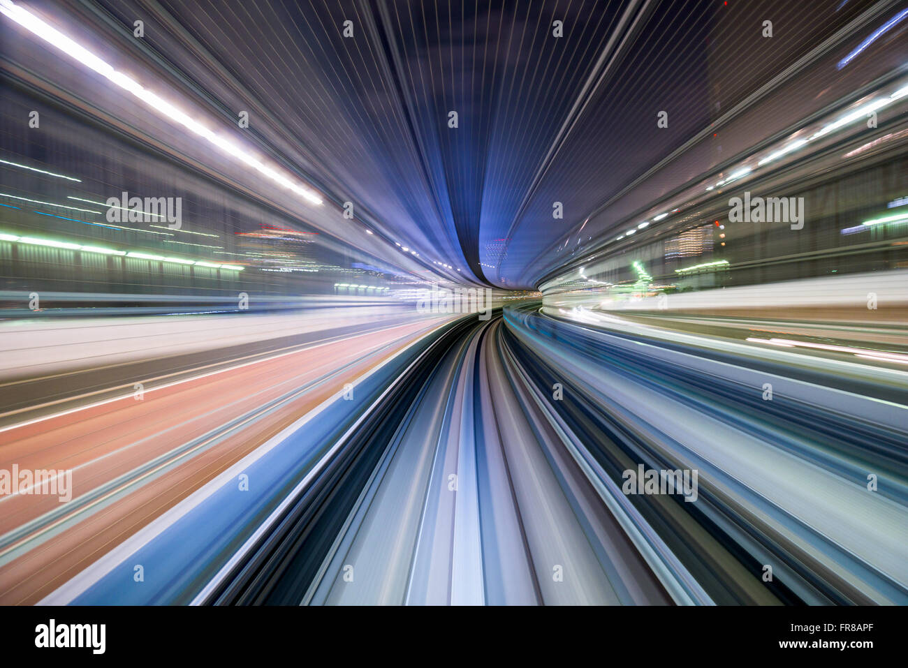 Tokyo, Giappone treno motion blur. Foto Stock