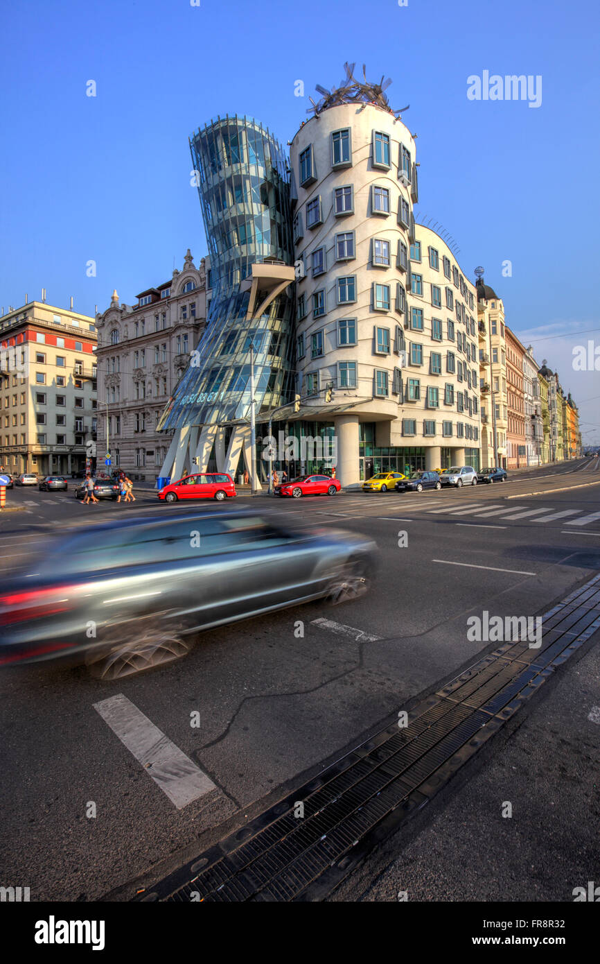 La Casa danzante di Frank Gehry, Praga, Repubblica Ceca Foto Stock