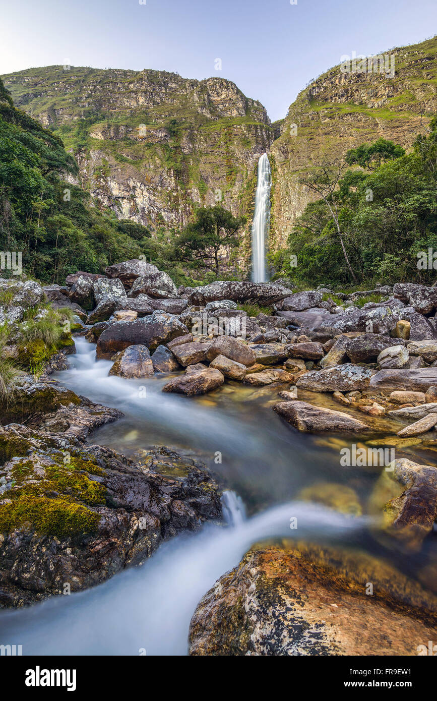 Casca D'Anta cascata del Rio Sao Francisco nelle scarpate della Serra da Canastra Parco Nazionale Foto Stock