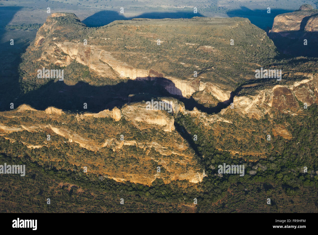 Vista aerea di formazioni geologiche nella regione di Chapada dos Guimaraes Foto Stock