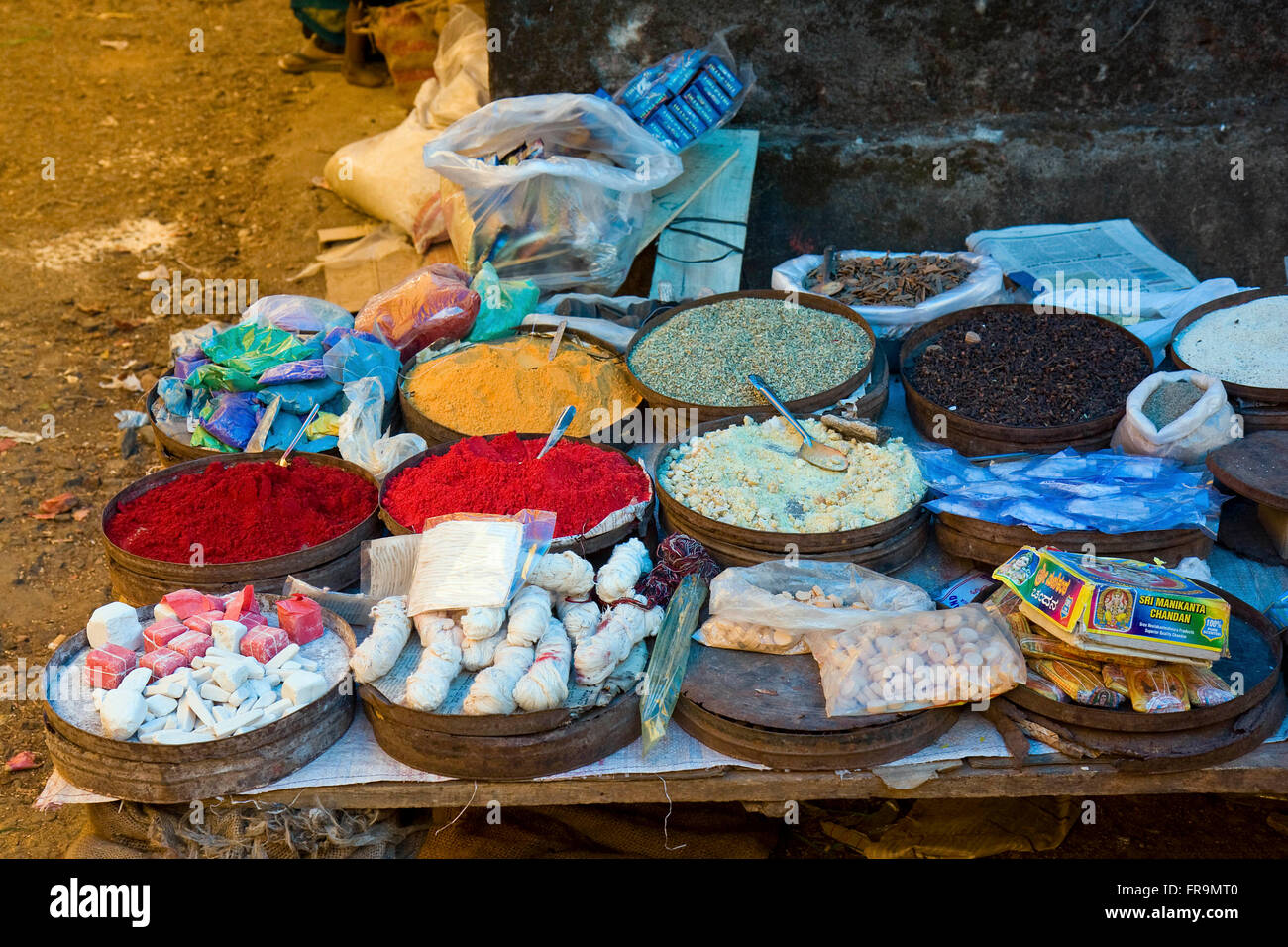 Asien, Indien, Karnataka, Madikeri, Utensilien fuer eine Puja Zeremonie Foto Stock